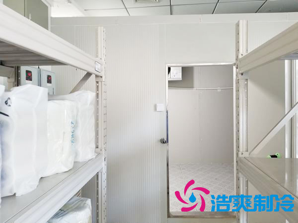 　　-80℃超低溫智能全自動樣本冷庫造價(jià)